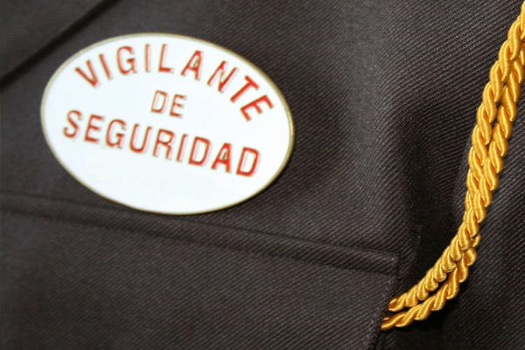 Post diferencias vigilante de seguridad imagen destacada.