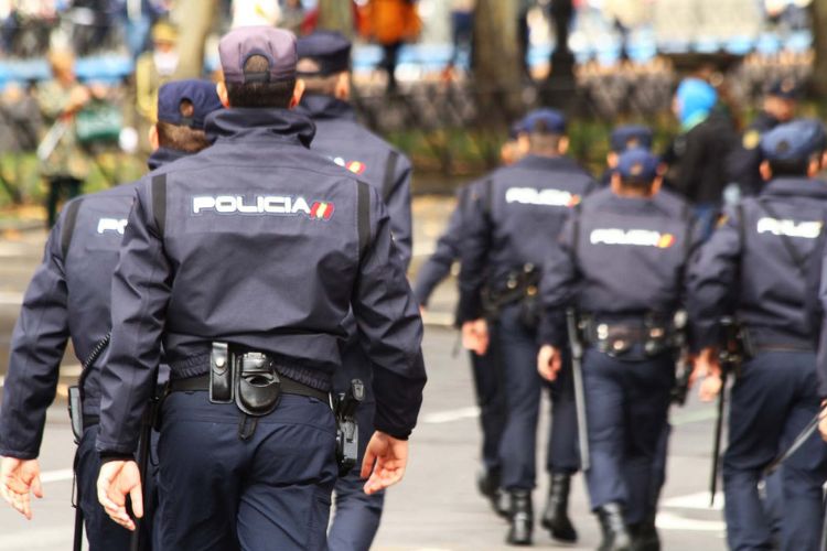 Cuáles son los requisitos para ser Policía Nacional - Imagen destacada